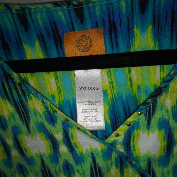 Pretty Crop Shirt by Ruby Rd - Picture 2 of 3